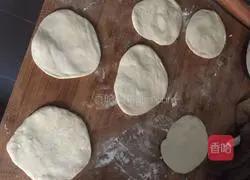 Illustration of how to make sesame cakes 6