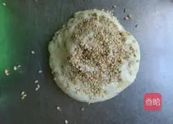 Fragrant Illustration of how to make crispy five-spice sesame cake 8