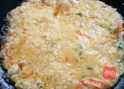 Illustration of how to make rice and egg pancakes 2