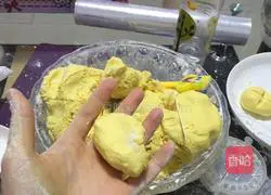 Illustration of homemade pumpkin pie 4