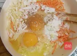 Illustration of how to make potato shredded cake 4
