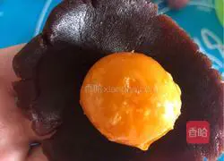 Illustration of how to make egg yolk cake 8