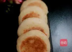 Bean dregs Illustration of making dough cakes 14