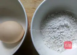 Illustration of how to make fried egg sweet potato pancakes 1