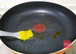 Illustration of how to make green onion and egg pancakes 8