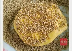 Illustration of how to make sweet pumpkin cake 4