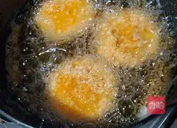 Illustration of how to make croquettes and fried shrimps 17