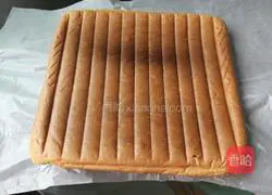 Illustration of how to make orange jam cake roll 15