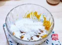 Illustration of Baked Pumpkin Pie 6