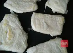 Illustration of how to bake cakes with electric pan 5