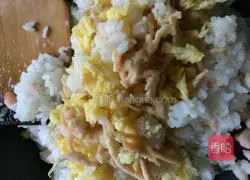 Illustration of how to make sushi rice balls 3