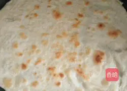 Illustration of making triangular oil cake 5