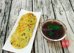 Illustration of how to make mushroom, shrimp and loofah pancakes 13