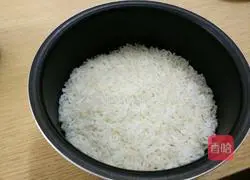 Illustration of how to make red bean sushi 2