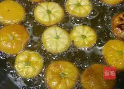 Illustration of how to make pumpkin cake 4