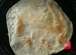 Illustration of how to make egg-filled pancakes 12