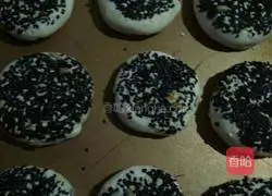 Illustration of how to make pretzels 6