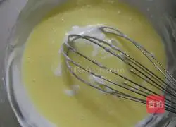 Illustration of how to make strawberry jelly cheesecake 6