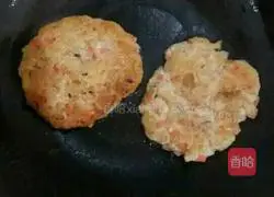 Illustration of how to make potato pancakes 2