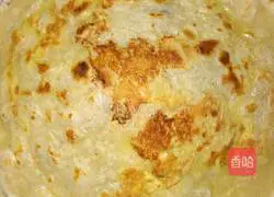 Illustration of how to make oil-free egg pancakes 4