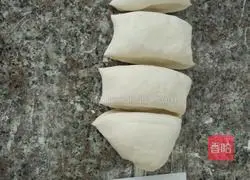 Illustration of how to make salt and pepper and scallion pancakes 10