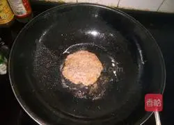 Illustration of how to make crispy fried meatloaf 2