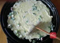 Illustration of how to make egg pancakes 4