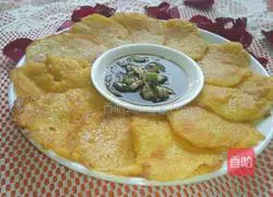 Illustration of how to make Korean potato pancakes 10