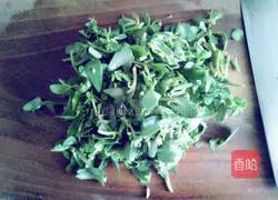 Illustration of how to make garlic sauce purslane cake 2