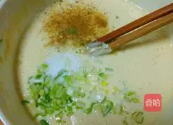 Illustration of how to make green onion and egg pancakes 5