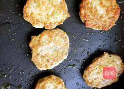 Illustration of how to make homemade meatloaf 5