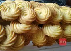 Illustration of how to make original ququ cake 10