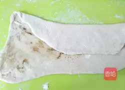 Illustration of making salt and pepper scallion cake 7