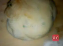 Illustration of how to make scallion pancake 5