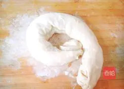 Illustration of how to make meat pancakes 5