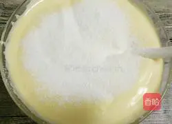 Illustration of how to make French sponge cake 5