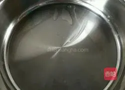 Illustration of how to make pancakes, chives and egg boxes 11