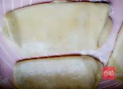 Five-spice hot noodles Illustration of how to make crispy long sesame cakes 13