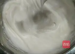 Illustration of how to make raisin cake rolls 8