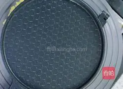 Illustration of how to make homemade baby crispy pancakes (Happy New Year) from scratch 10