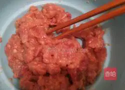 Illustration of how to make radish pie with electric baking pan 3