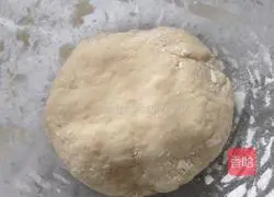 Home-style scallion pancake recipe 4