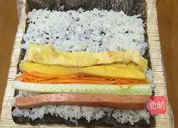 Illustration of how to make fruit and vegetable sushi 10