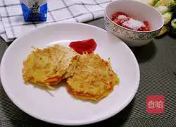 Illustration of how to make pan-fried carrot and potato cakes 6