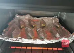 Illustration of how to make lazy version of banana cake 8