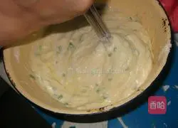 Illustration of how to make potato pancakes 3