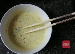 Cucumber Salted Egg Pancake Recipe Illustration 4