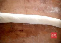 Oil silk cakes.Illustration of how to make them 3