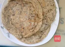 Illustration of how to make pan-fried seaweed egg pancake 8