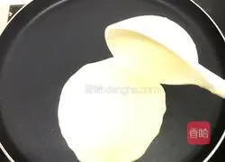 Illustration of how to make thousand-layer cake crust 8